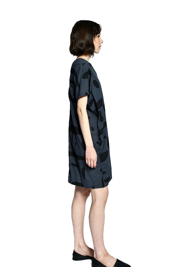V-Dress | Charcoal Pebble